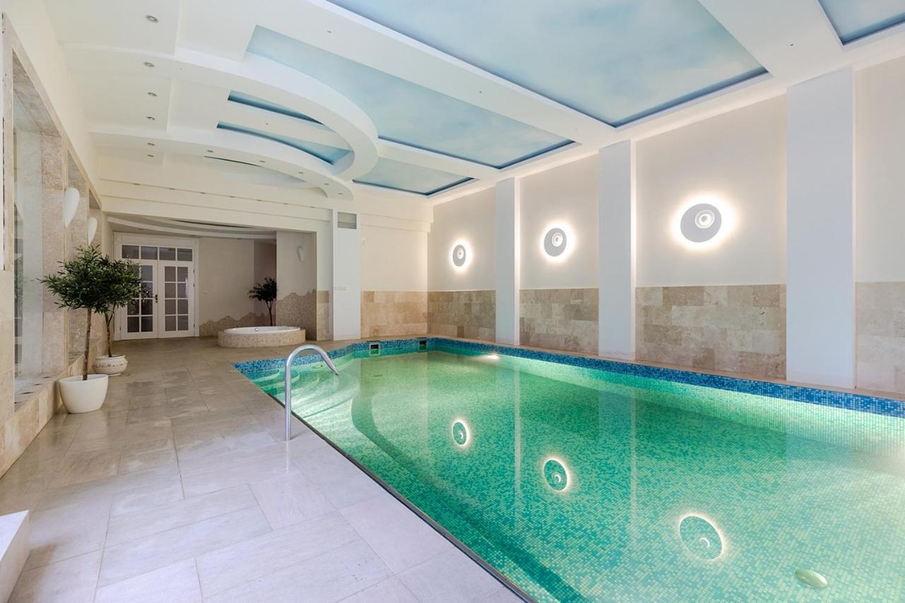 Luxury Villa Indoor Pool Warsaw Magdalenka Ngoại thất bức ảnh