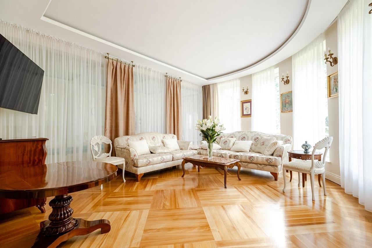 Luxury Villa Indoor Pool Warsaw Magdalenka Ngoại thất bức ảnh